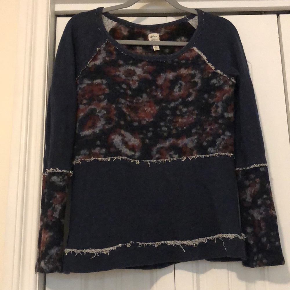 Dylan sweatshirt
